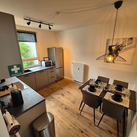 Charmante 2 Zimmer-Wohnung Mit Fahrradstellplaetzen Koblenz  Exterior photo