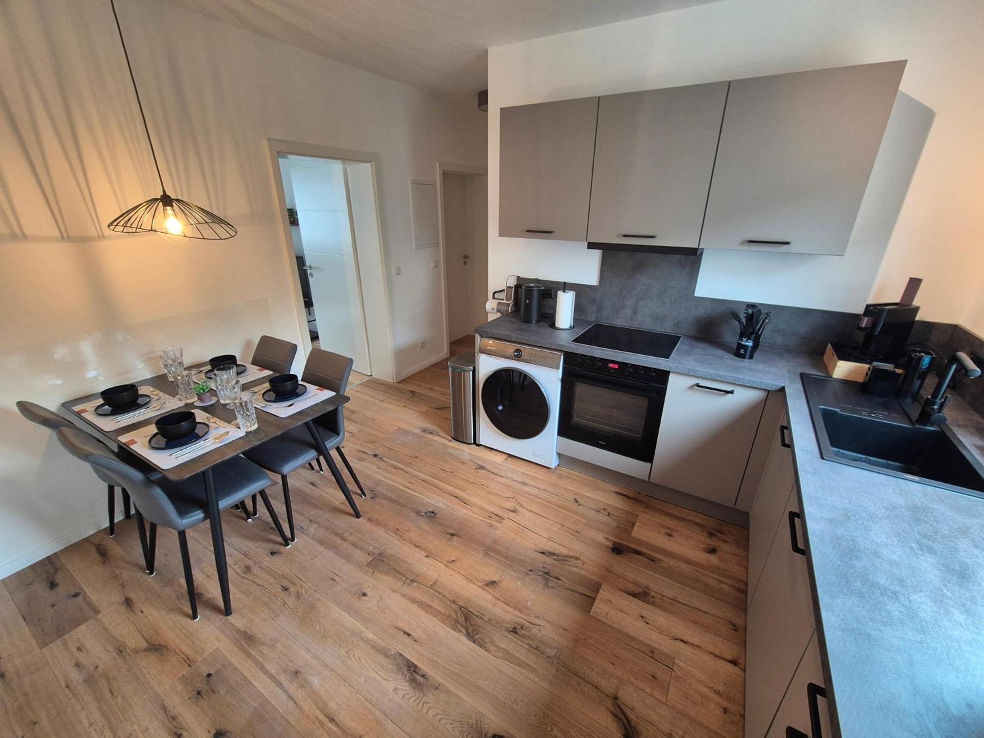 Charmante 2 Zimmer-Wohnung Mit Fahrradstellplaetzen Koblenz  Exterior photo